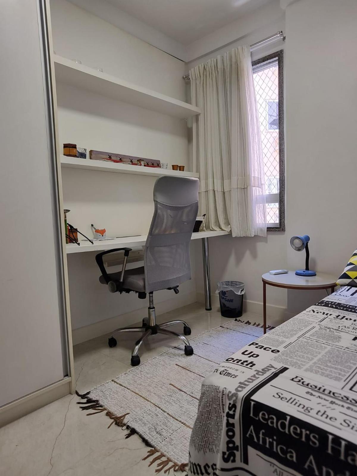 Hostel For One Com Quarto De Solteiro E Banheiro Privativos 비토리아 외부 사진