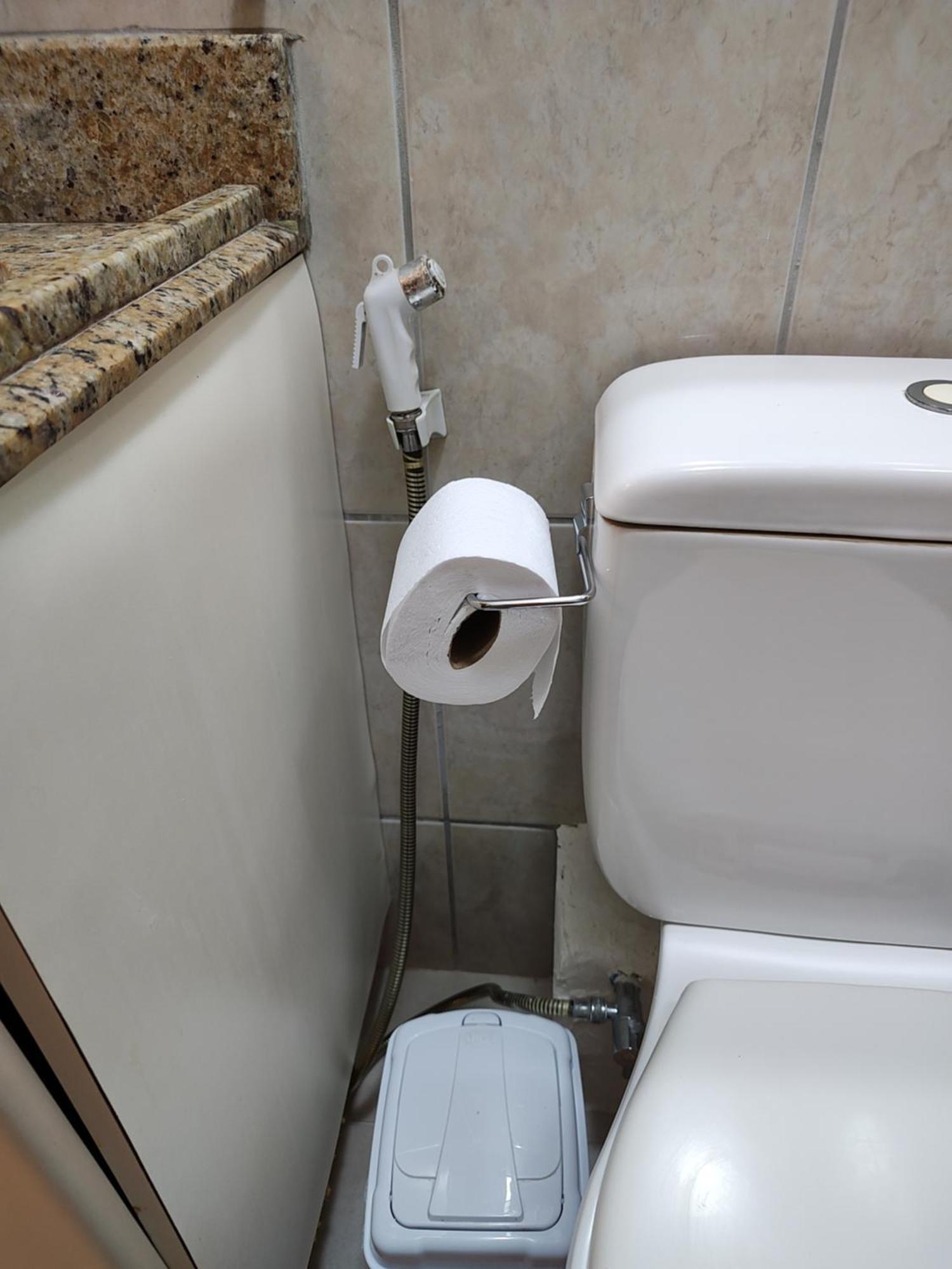Hostel For One Com Quarto De Solteiro E Banheiro Privativos 비토리아 외부 사진
