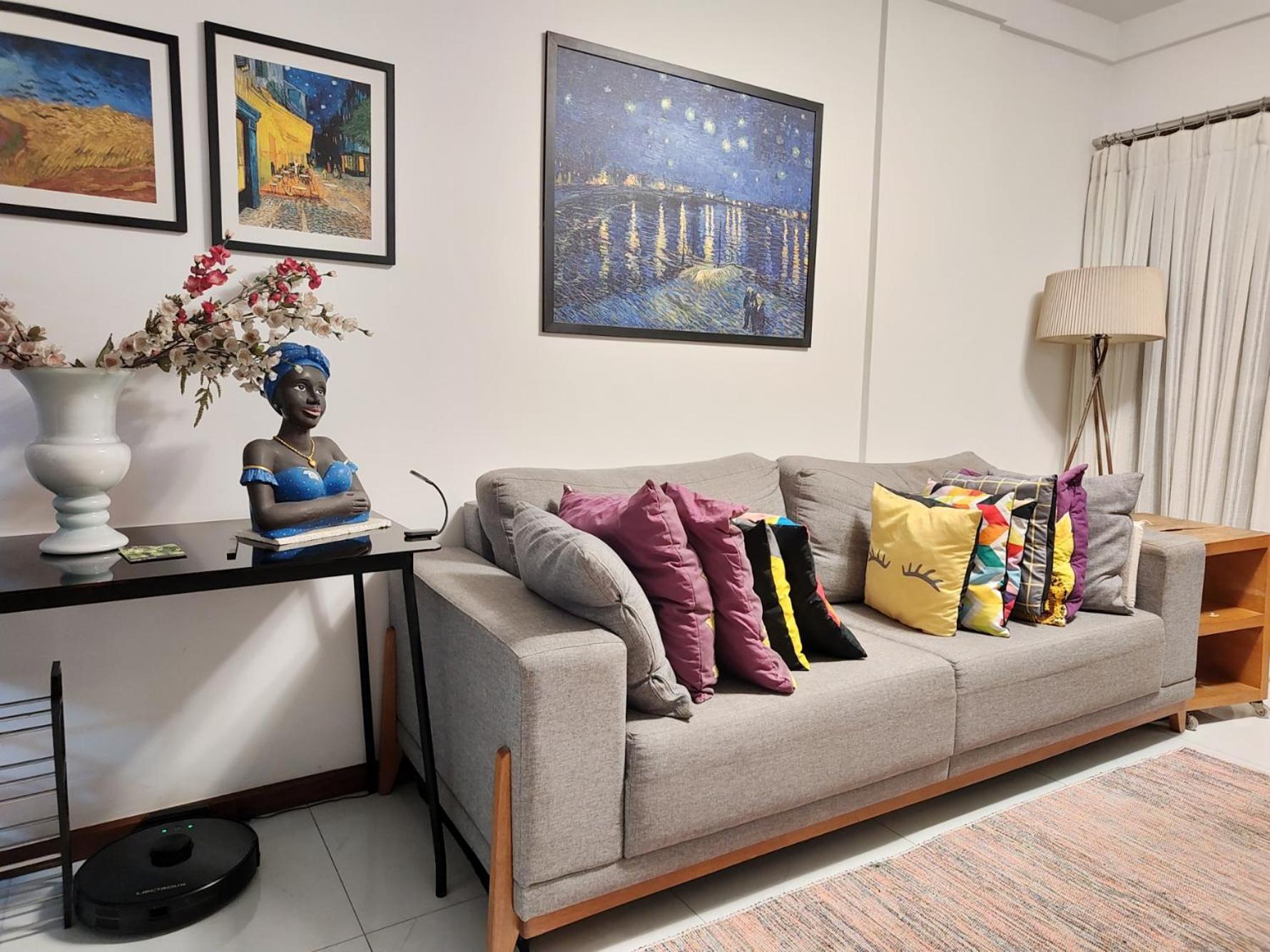 Hostel For One Com Quarto De Solteiro E Banheiro Privativos 비토리아 외부 사진